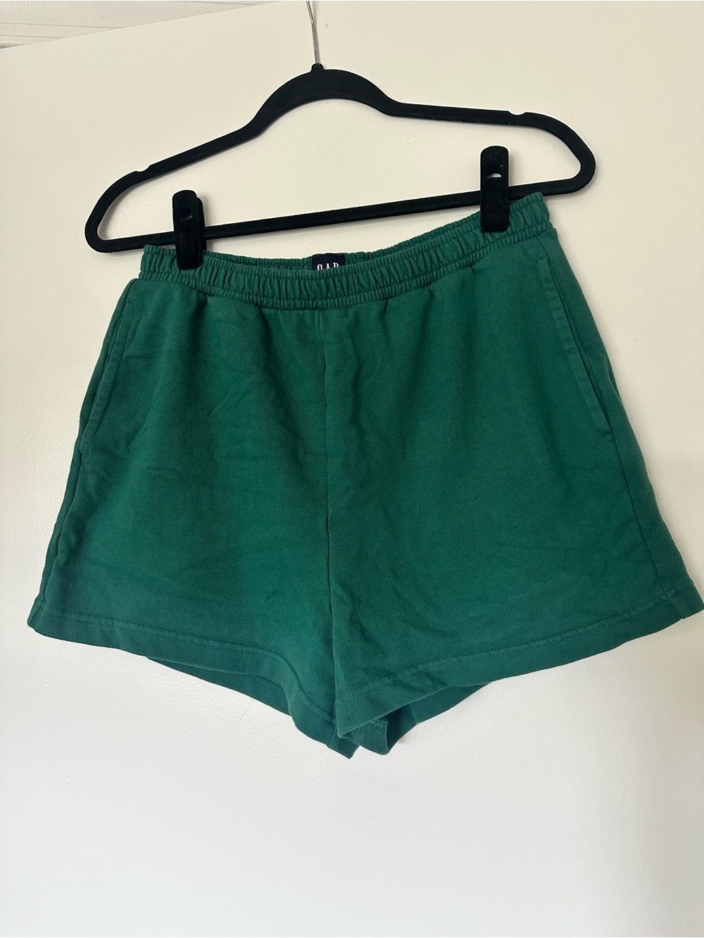 GAP French Terry Sweat Shorts in Green Size Medium MSRP $40
